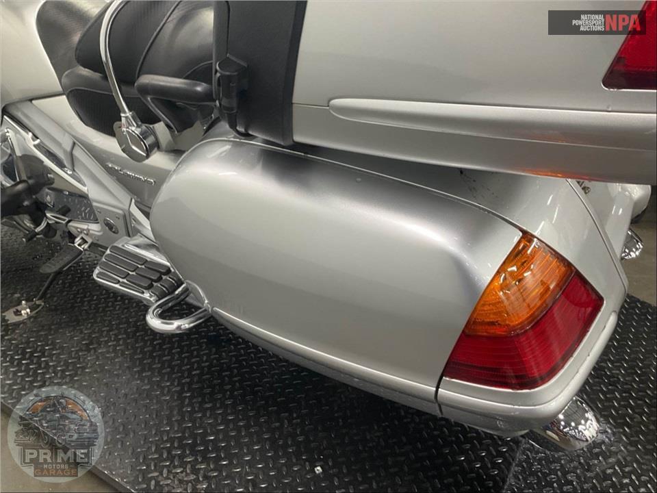 2005 Honda GL18005 GOLDWING — фото 16