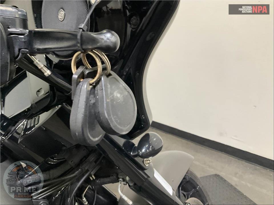 2019 Harley-Davidson FLHXS STREET GLIDE SPECIAL — фото 13
