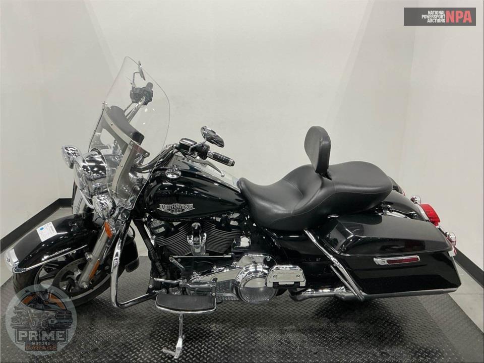 2018 Harley-Davidson FLHR ROAD KING — фото 3