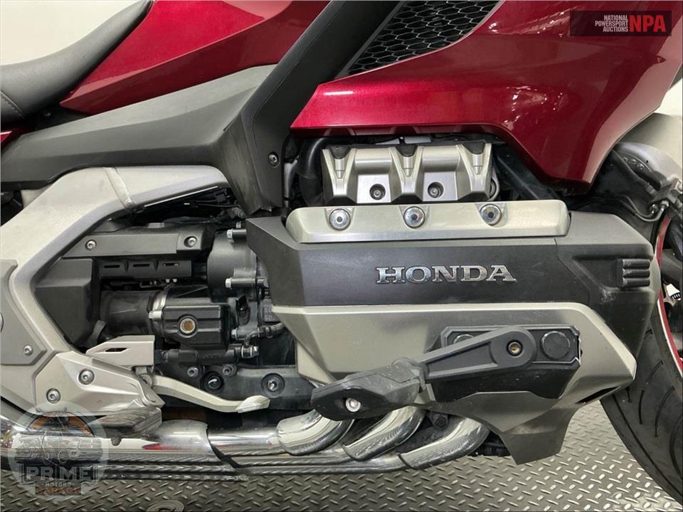 2018 Honda GL1800 GOLDWING TOUR (RED) — фото 6