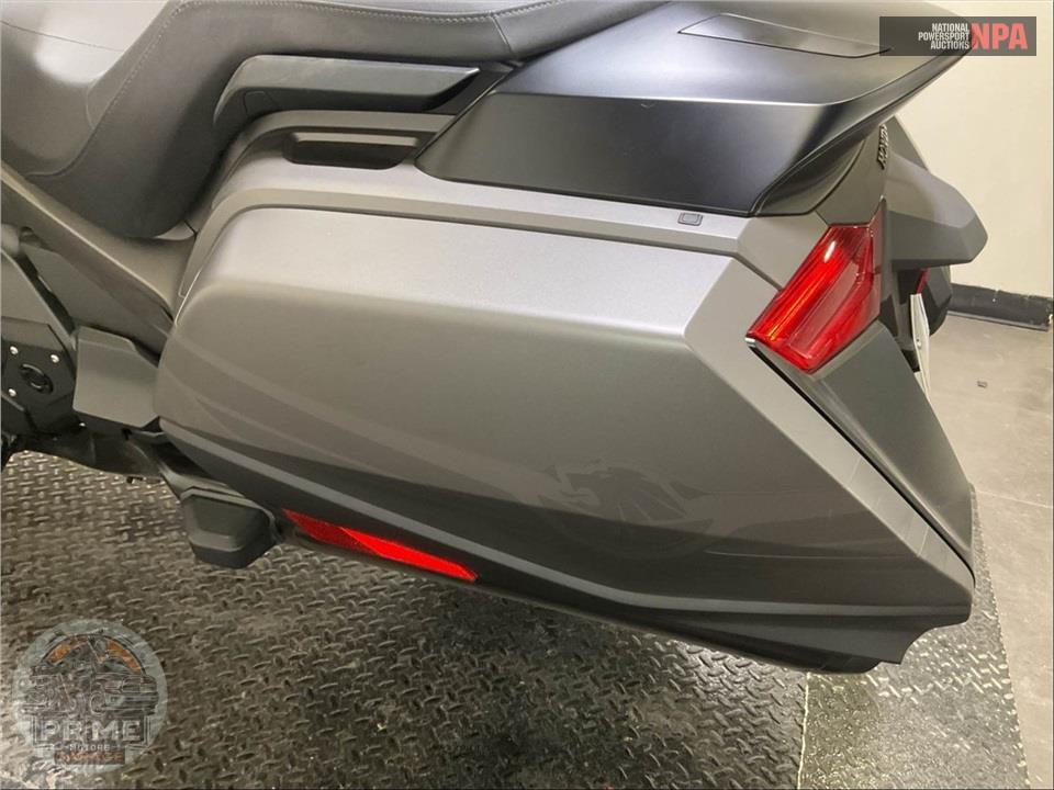 2026 Honda FL1800BD GOLD WING AUTOMATIC DCT — фото 14