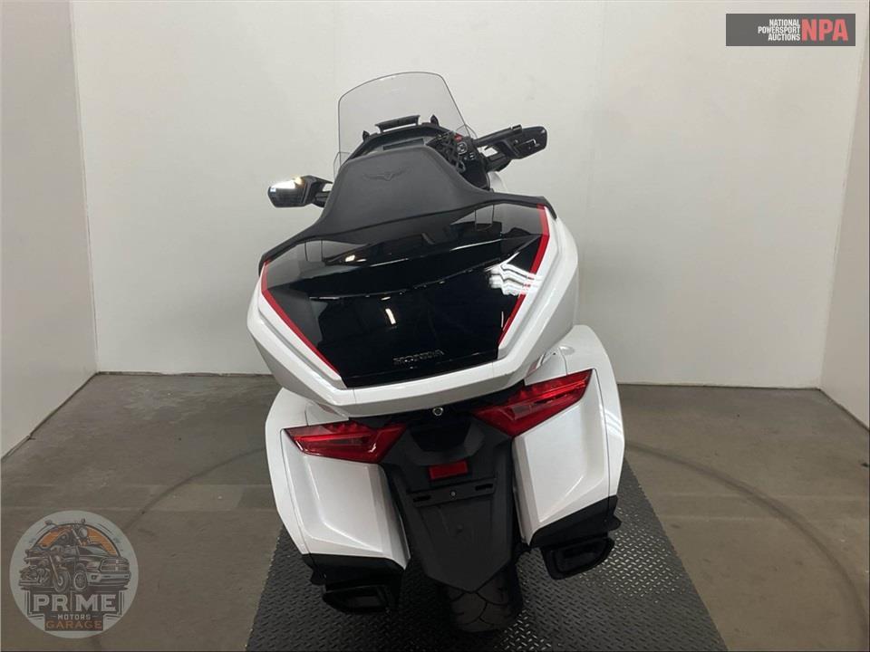 2024 Honda GL1800D GOLDWING TOUR DCT — фото 4