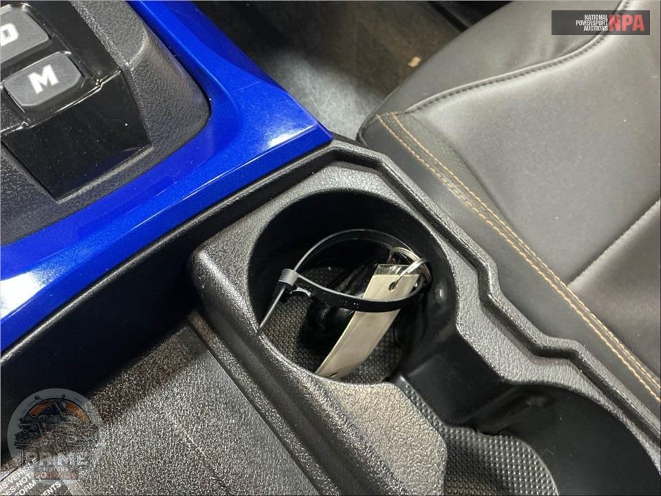 2021 Polaris SLINGSHOT R AUTODRIVE — фото 9