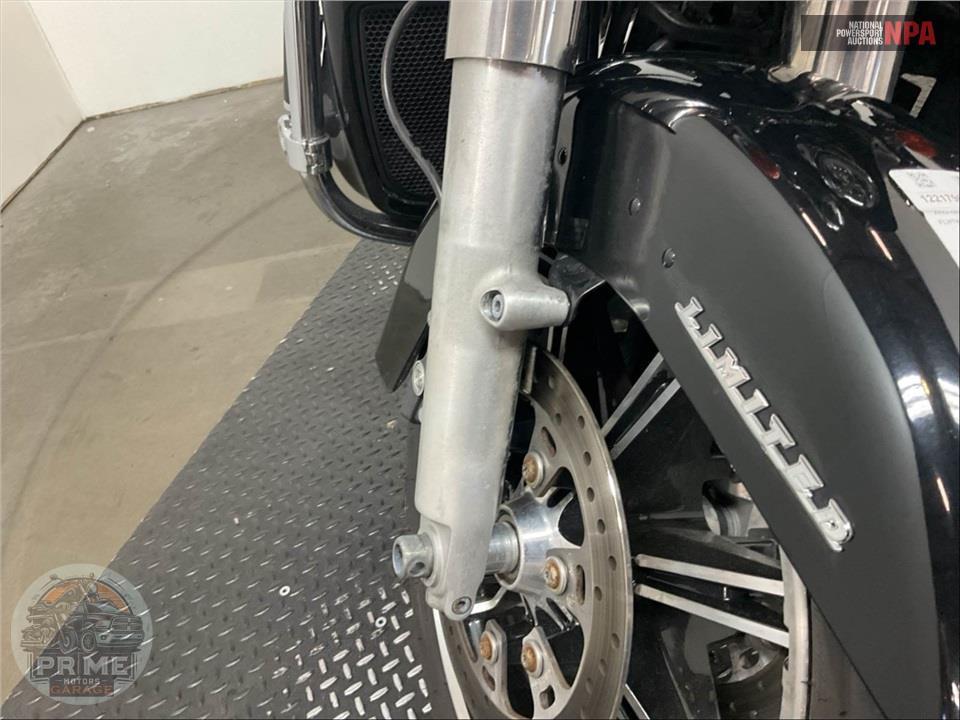 2022 Harley-Davidson FLHTK ULTRA LIMITED — фото 38