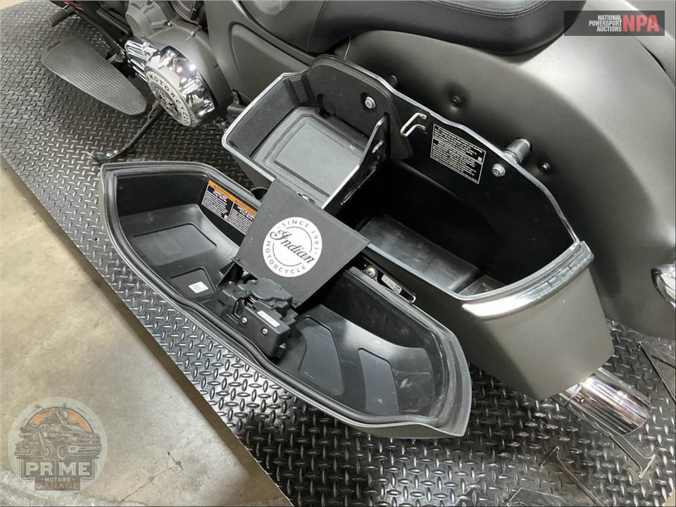 2023 Indian Motorcycle CHALLENGER (SMOKE) — фото 21