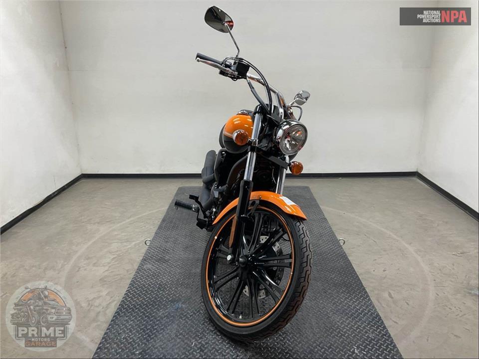 2021 Kawasaki VN900CMFAL VULCAN 900 CUSTOM — фото 2