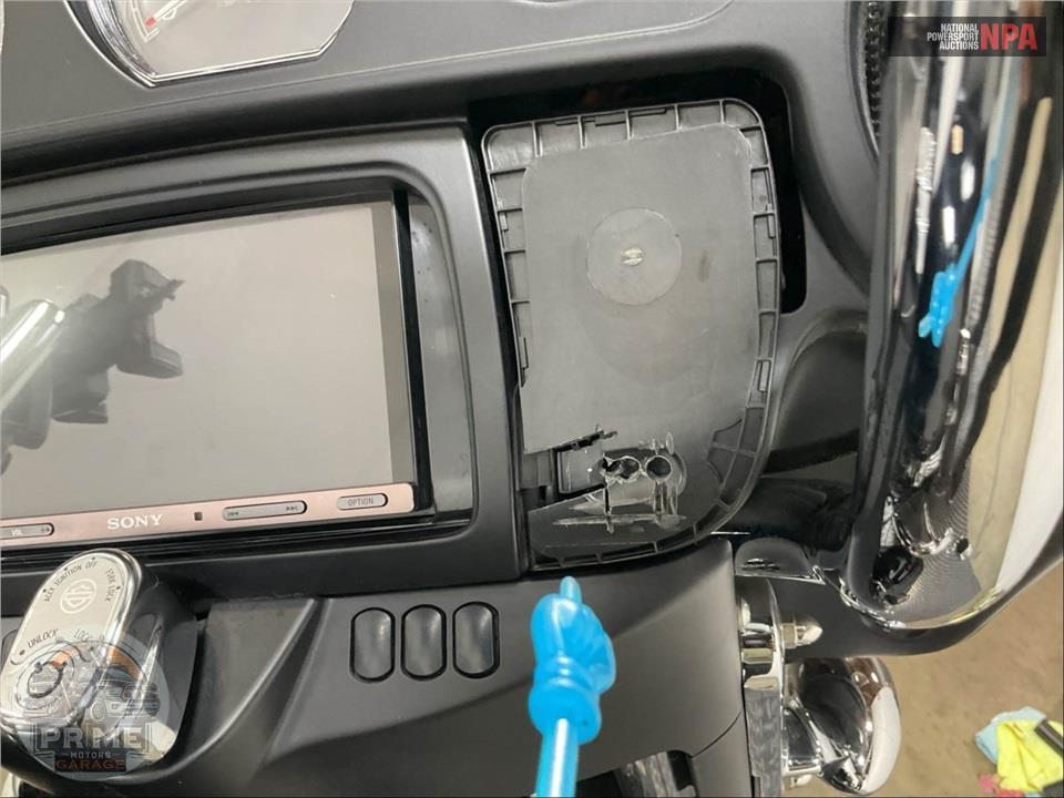 2019 Harley-Davidson FLHT ELECTRA GLIDE STANDARD — фото 16