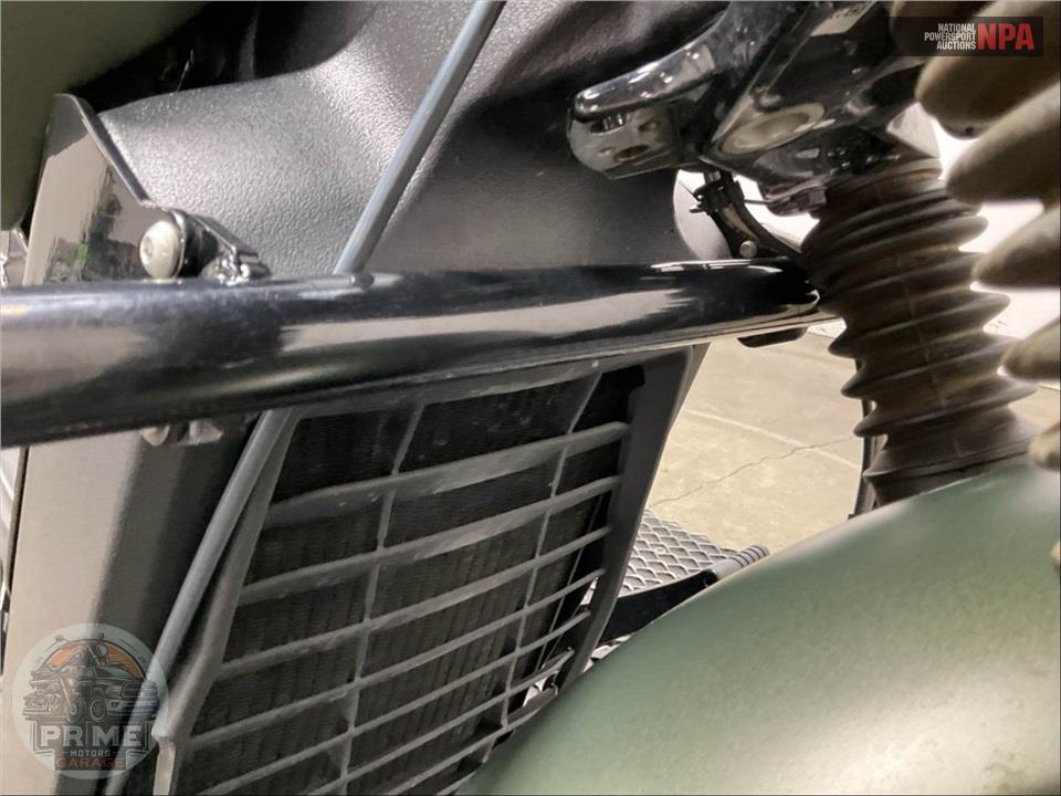 2021 Indian Motorcycle SCOUT BOBBER TWENTY (ABS, BLACK SMOKE) — фото 14