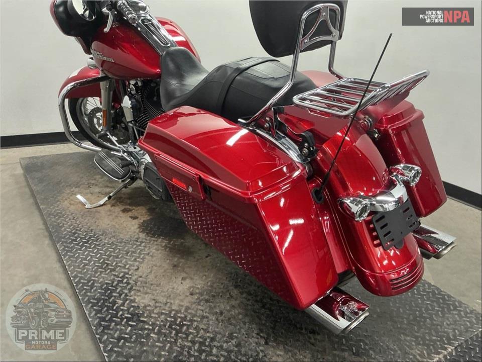 2013 Harley-Davidson FLHX STREET GLIDE — фото 23