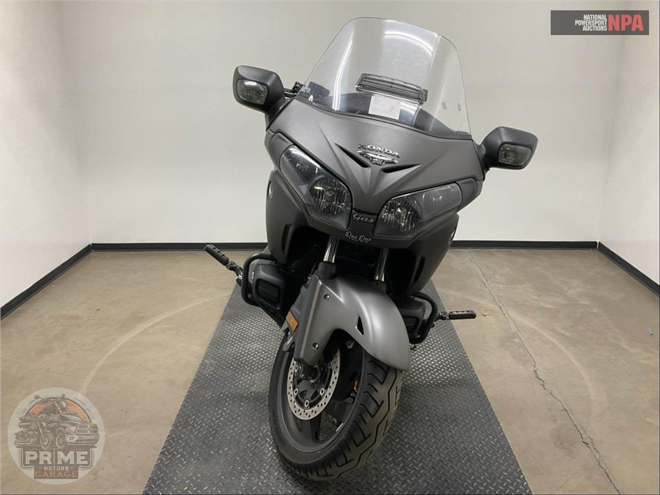 2015 Honda GL18BF GOLDWING F6B — фото 2
