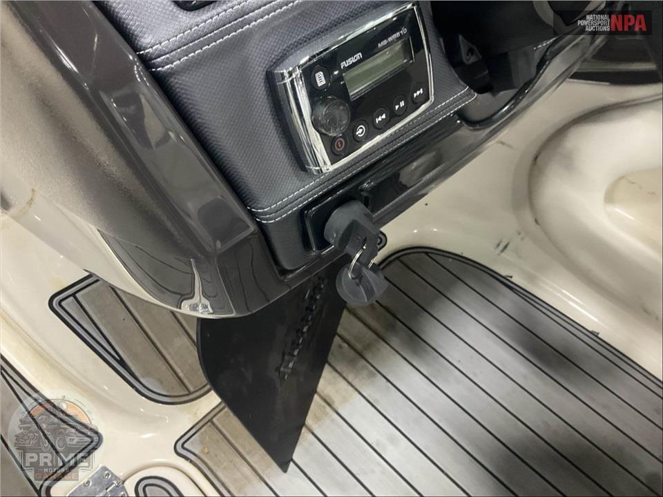 2014 Monterey Boat 224 FS/BR L=23/E=220HP MERC IB — фото 26