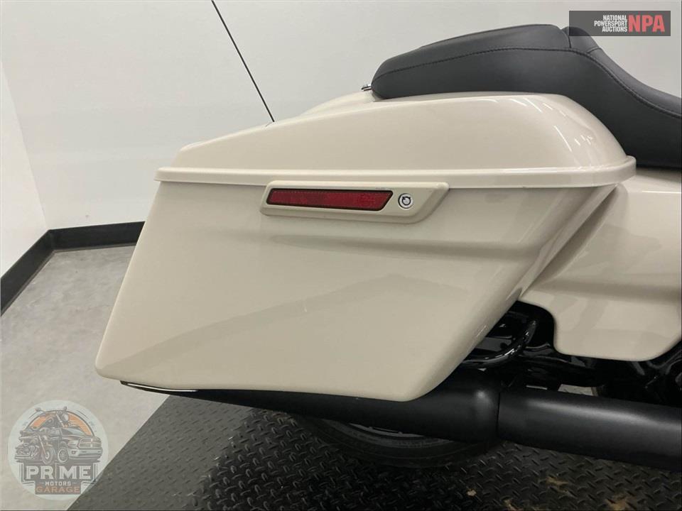 2022 Harley-Davidson FLTRXS ROAD GLIDE SPECIAL — фото 19