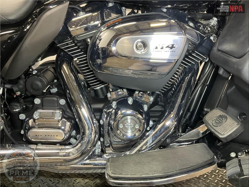 2023 Harley-Davidson FLHTCUTG TRI GLIDE ULTRA CLASSIC — фото 7