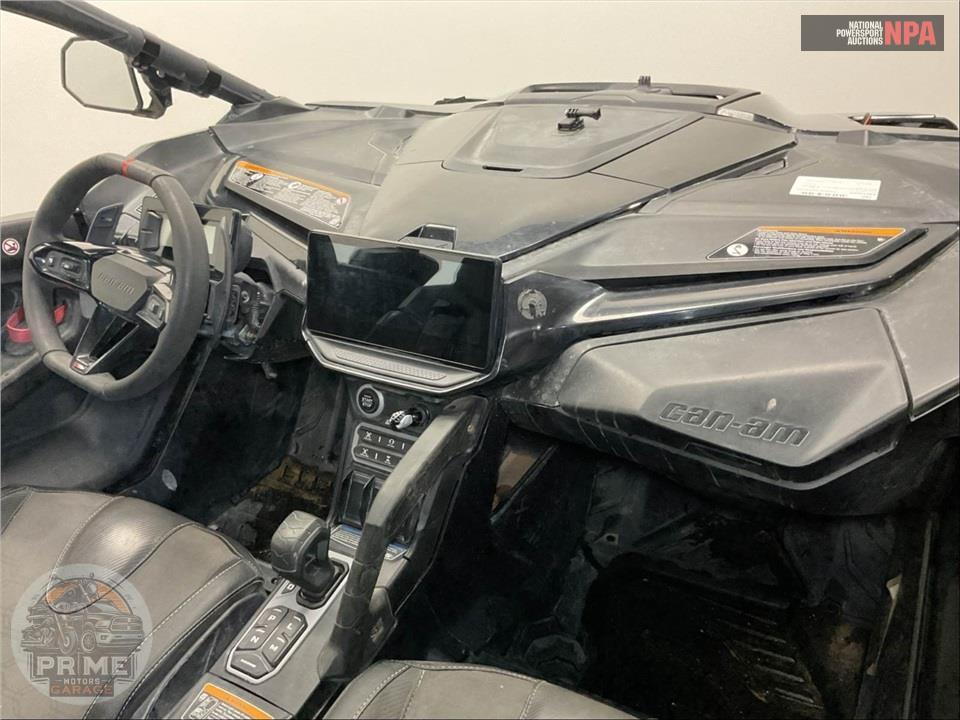 2025 Can-Am MAVERICK R MAX X 999T DCT (TRIPLE BLACK) — фото 37