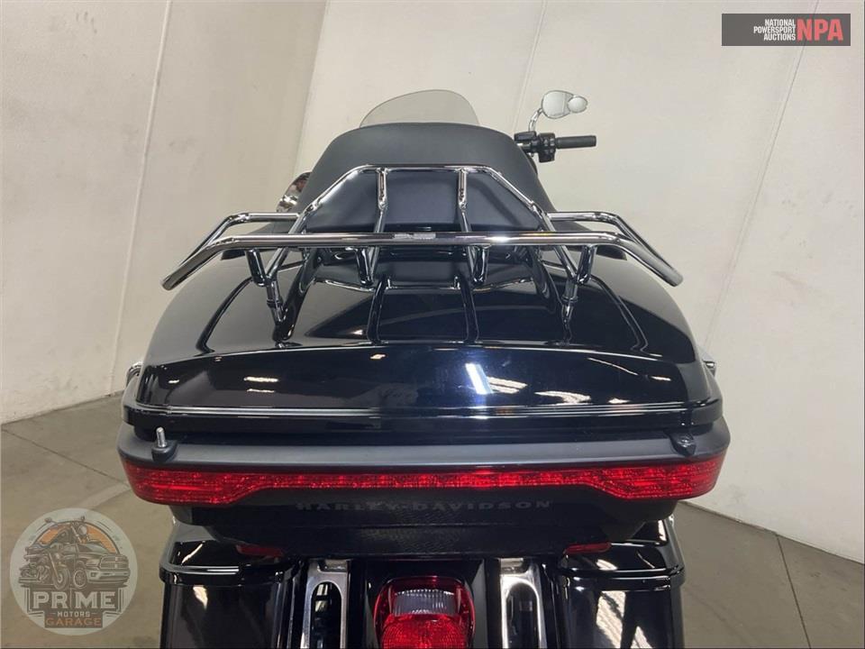 2022 Harley-Davidson FLHTK ULTRA LIMITED — фото 19