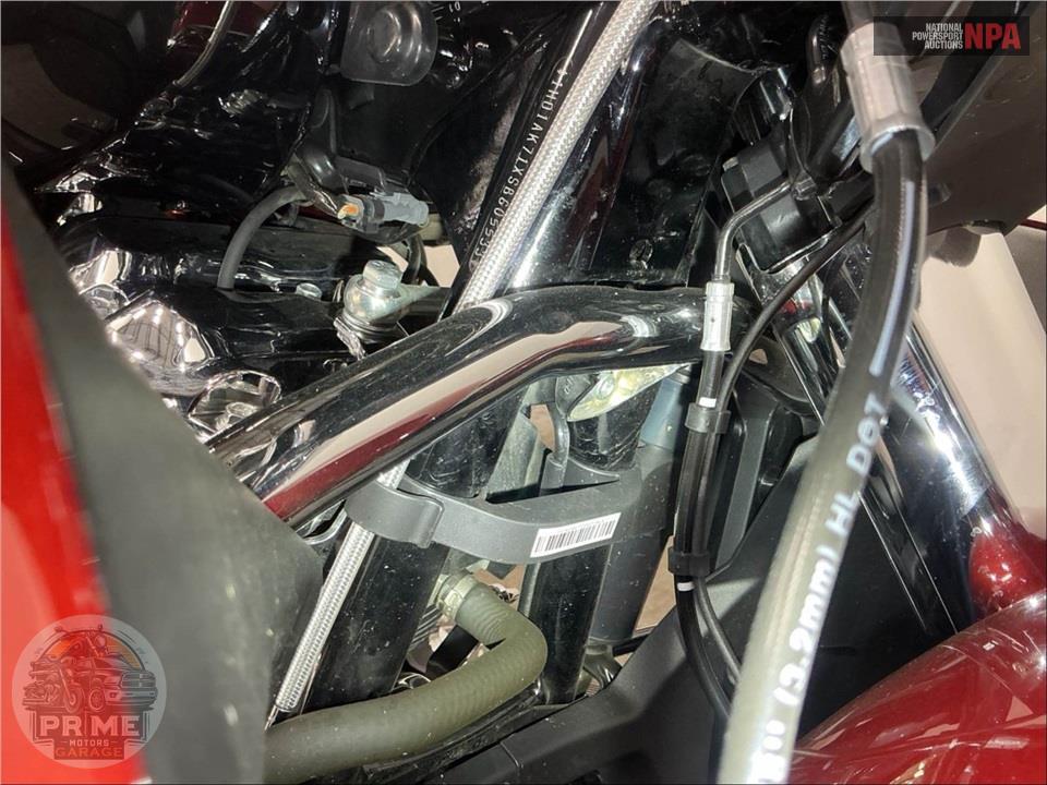 2025 Harley-Davidson FLHXU STEET GLIDE ULTRA — фото 12