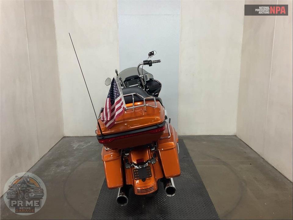 2015 Harley-Davidson FLTRXS ROAD GLIDE SPECIAL — фото 4