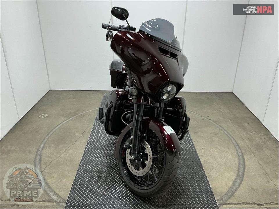 2019 Harley-Davidson FLHXSE CVO STREET GLIDE — фото 2