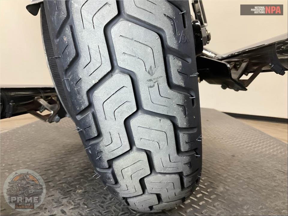 2018 Harley-Davidson FLDE DELUXE — фото 21