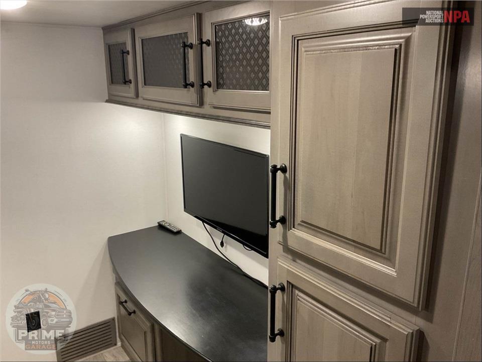 2022 Keystone Rv M-3855 BR - MONTANA FIFTH WHEEL SERIES — фото 13