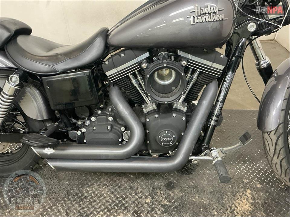 2016 Harley-Davidson FXDB STREET BOB — фото 6