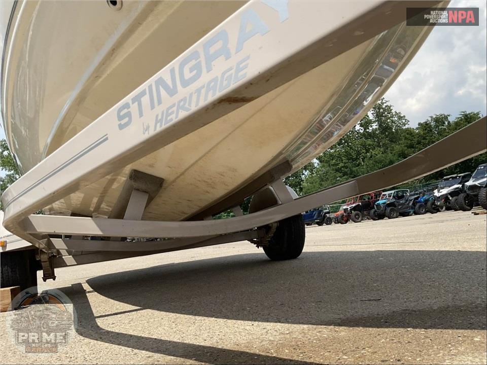 2010 Stingray Boats 185LS L=18/E=1 135HP VOLV IB — фото 16