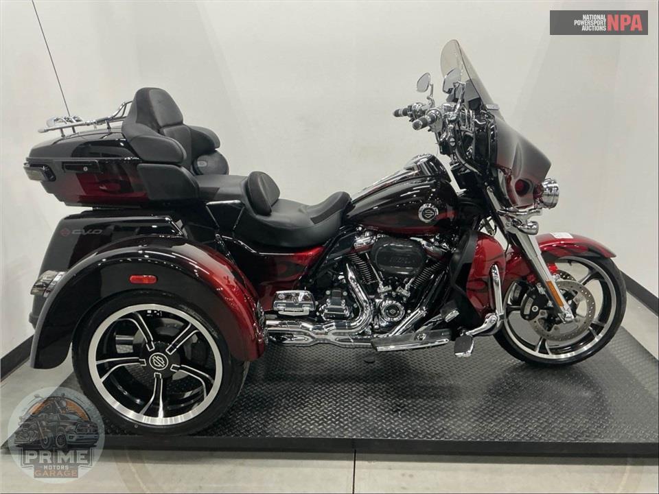 2022 Harley-Davidson FLHTCUTGSE CVO TRI GLIDE — фото 1