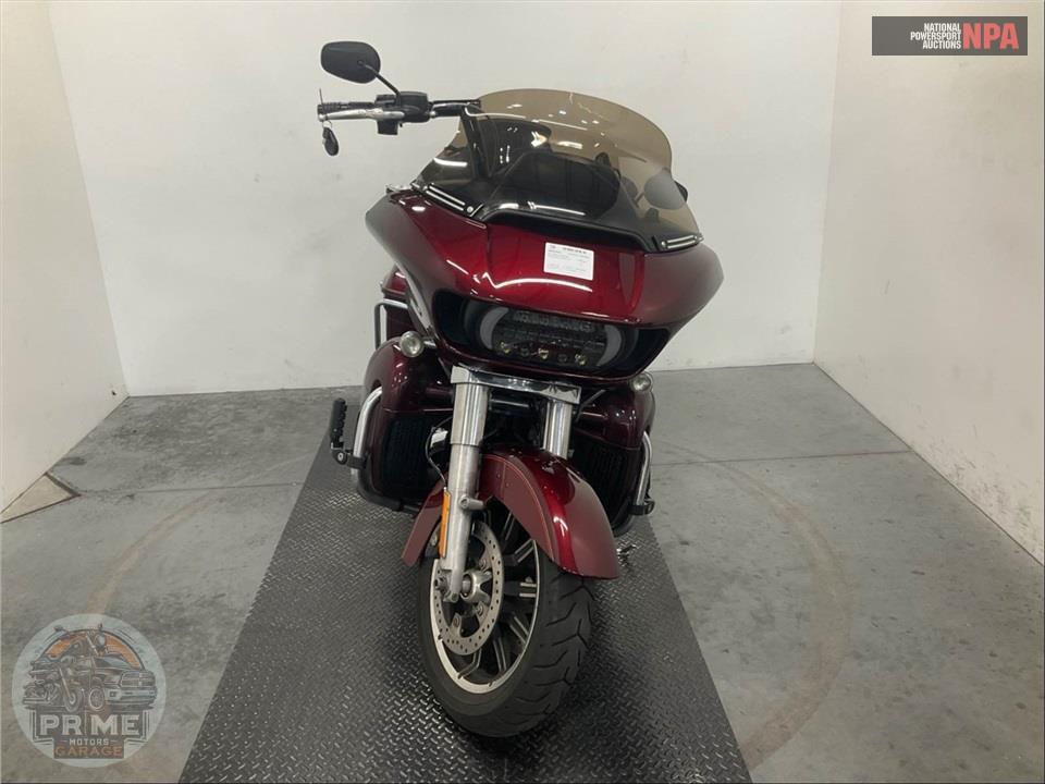 2017 Harley-Davidson FLTRU ROAD GLIDE ULTRA — фото 2