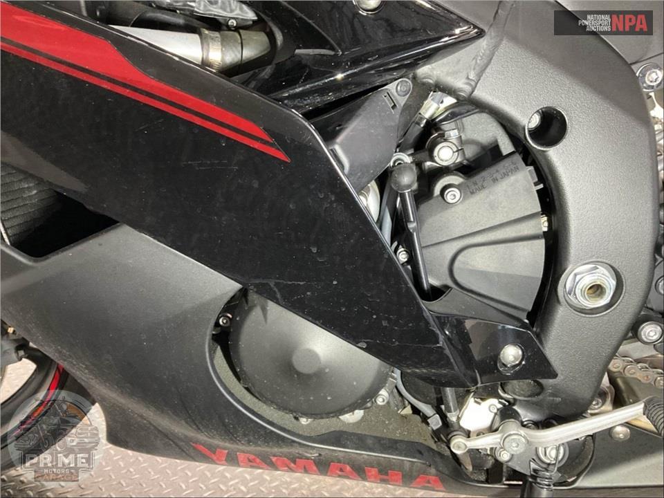 2015 Yamaha YZF-R6F RAVEN/WHITE — фото 7