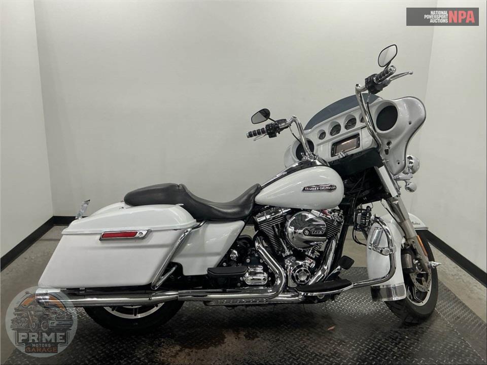 2014 Harley-Davidson FLHTCU ULTRA CLASSIC ELECTRA GLIDE — фото 1