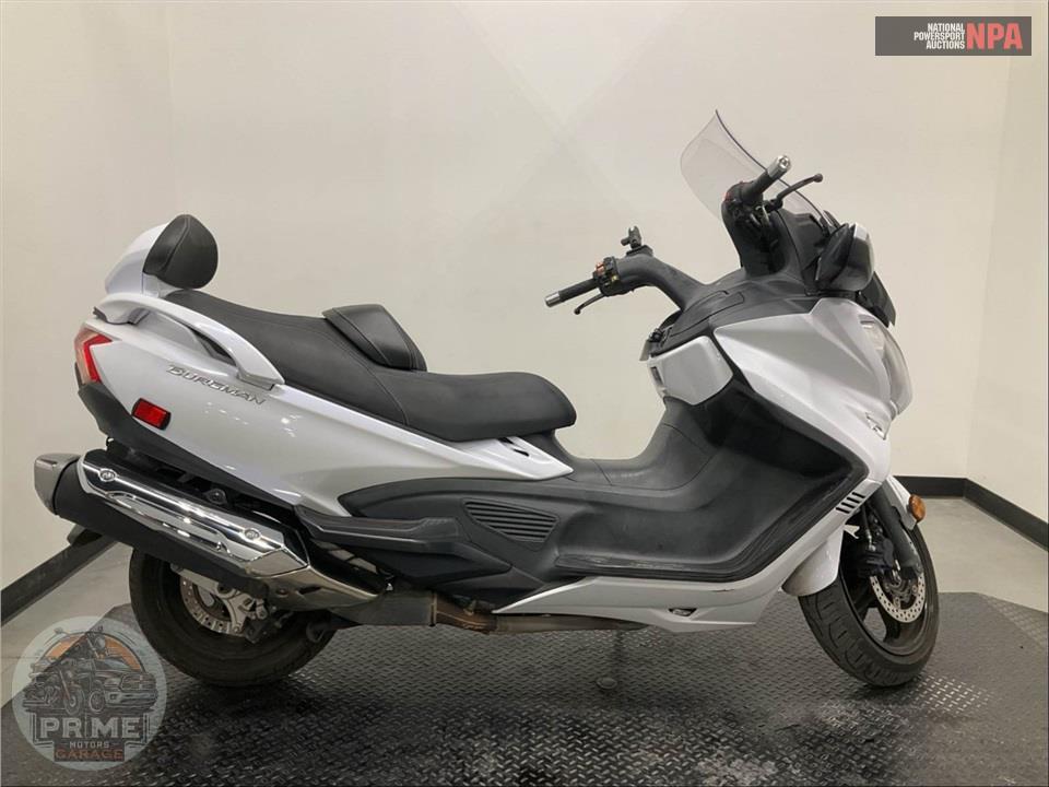 2018 Suzuki BURGMAN 650 EXECUTIVE — фото 1