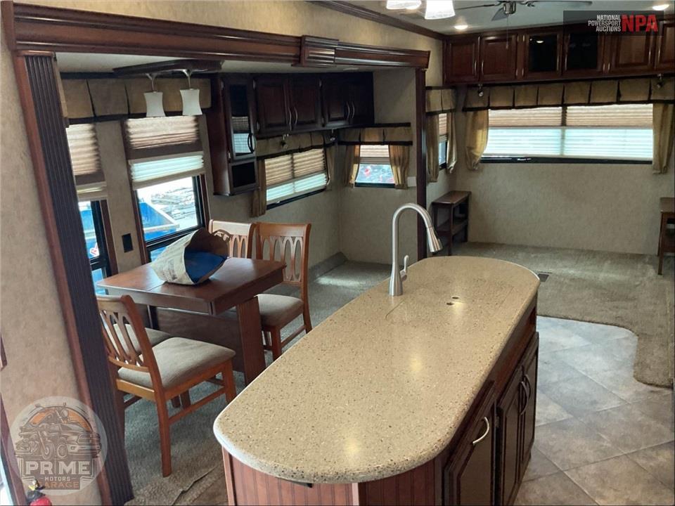 2016 Sanibel By Forest River M-3601 - FIFTH WHEEL SERIES — фото 6