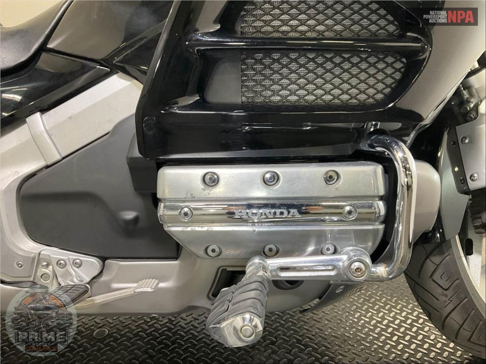 2015 Honda GL18HPMF GOLDWING — фото 6