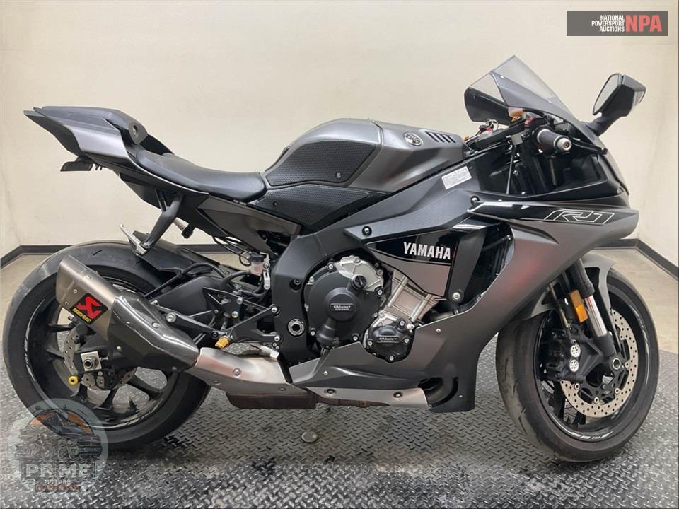 2016 Yamaha YZF-R1 — фото 1