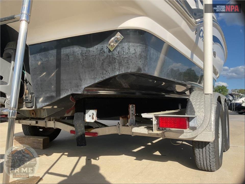 2014 Chaparral Boats 216 SSI- L=22/E=1-VOLVO PENTA 225 — фото 14