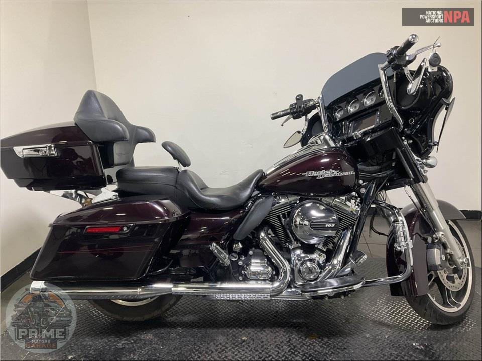 2014 Harley-Davidson FLHXS STREET GLIDE — фото 1