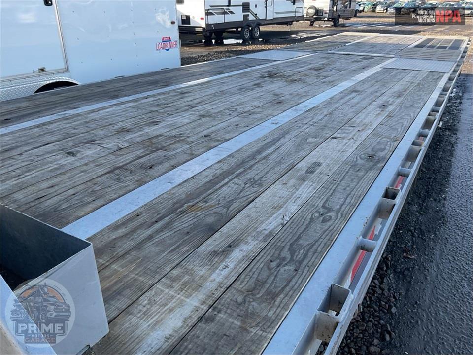 2025 Diamond C Trailers FMAX 210 — фото 16