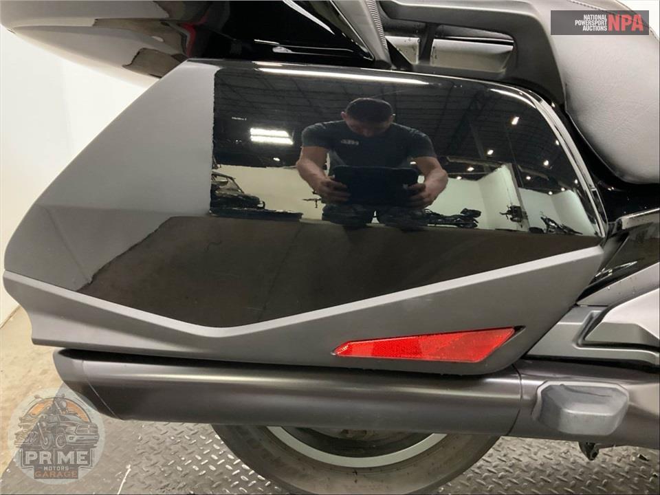 2023 Honda GL1800 GOLDWING TOUR — фото 15