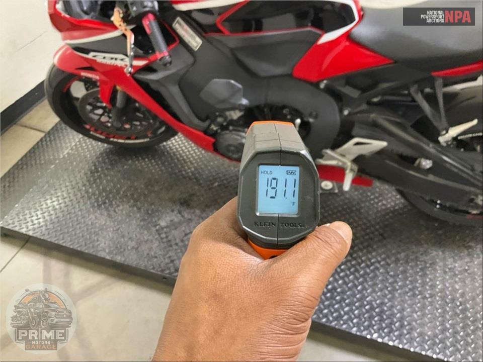 2017 Honda CBR1000RRH — фото 8