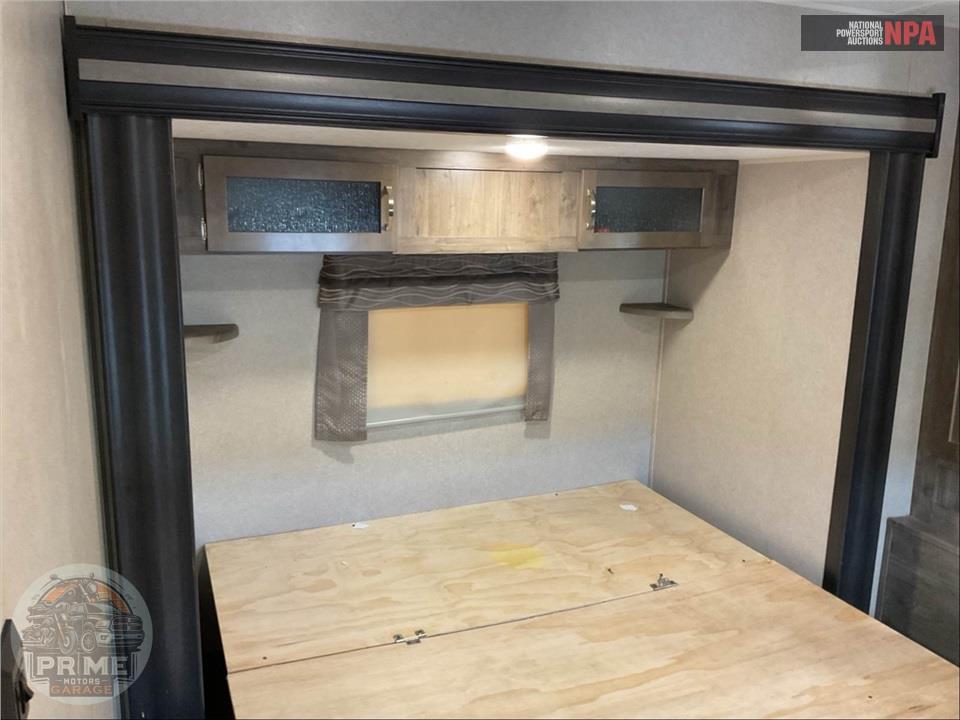 2019 Palomino By Forest River M-38DBS PUMA DESTINATION SERIES — фото 11