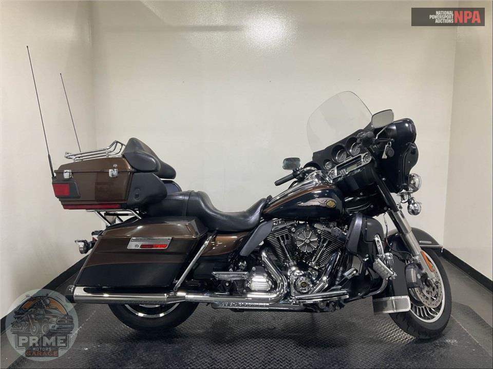 2013 Harley-Davidson FLHTK EL GLIDE UL LI ANN — фото 1