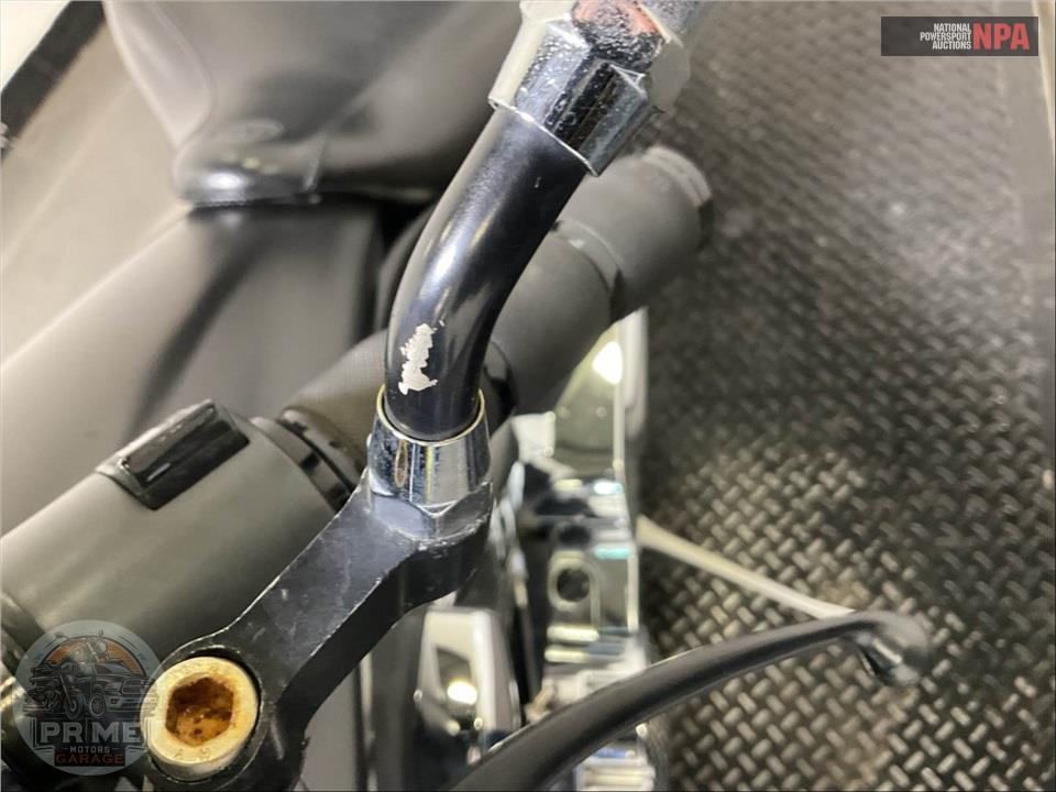 2017 Honda VT1300CXH FURY — фото 15