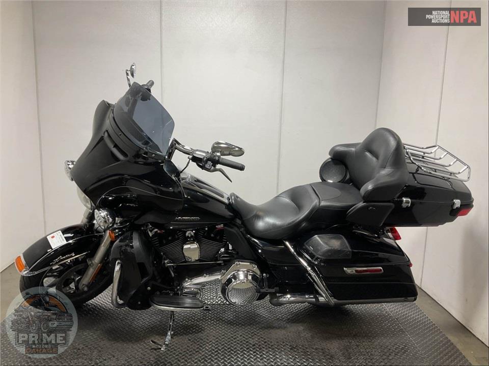 2014 Harley-Davidson FLHTK ELECTRA GLIDE ULTRA LIMITED — фото 3