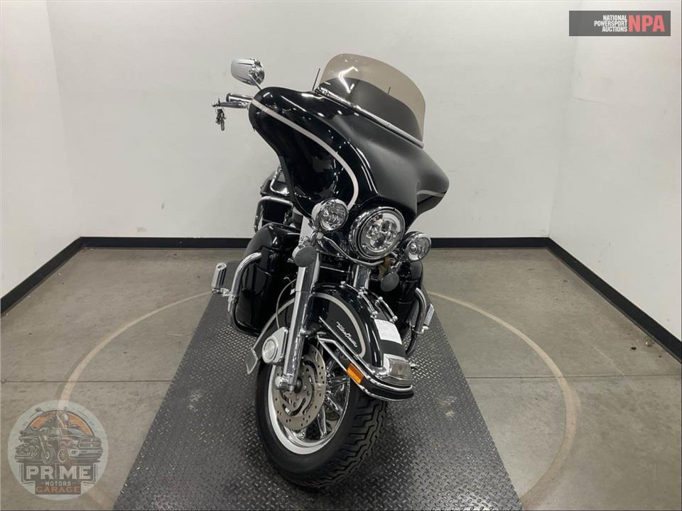 2003 Harley-Davidson FLHTCUI ULTRA CLASSIC ELECTRA GLIDE — фото 2