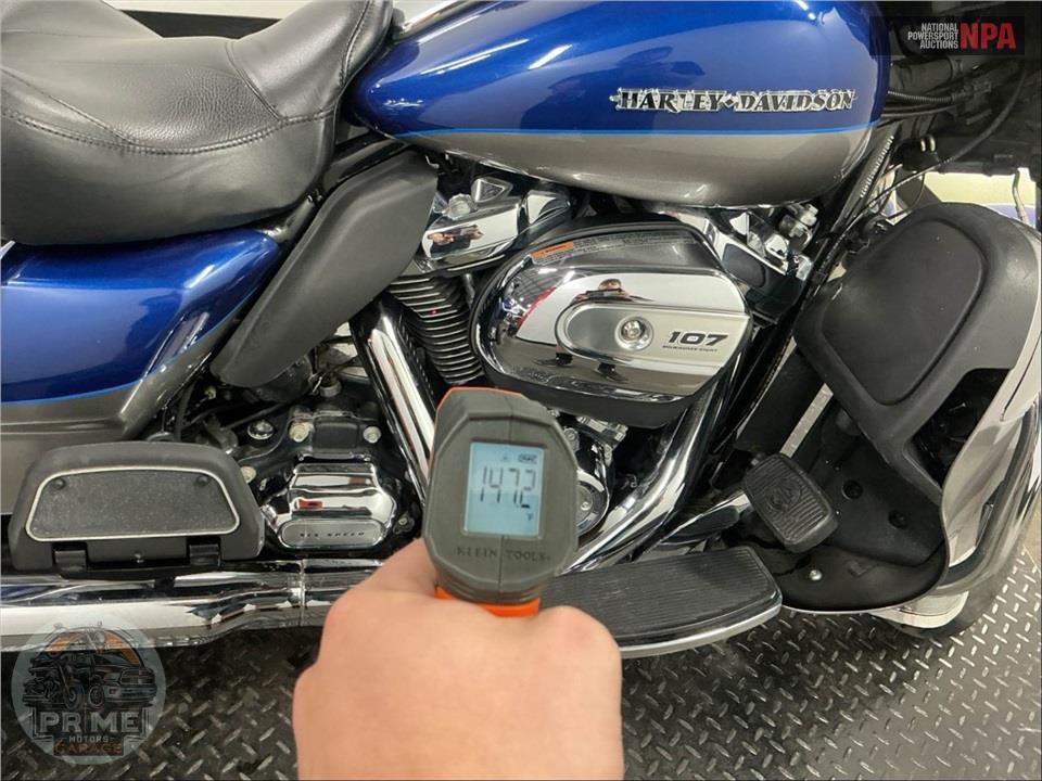 2017 Harley-Davidson FLHTK ULTRA LIMITED — фото 8