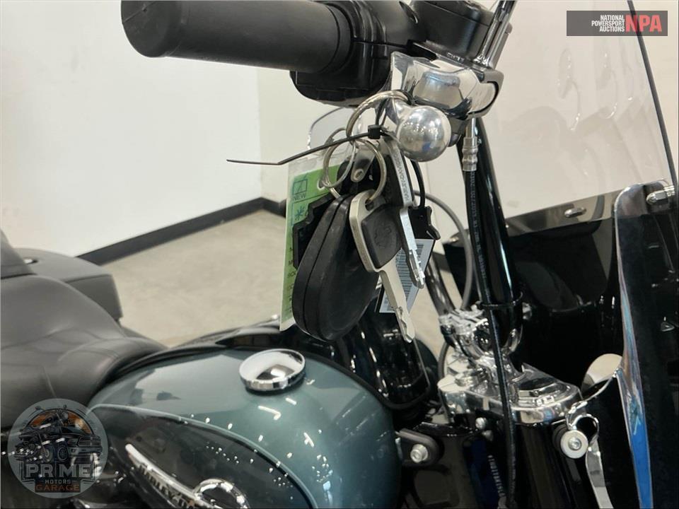 2020 Harley-Davidson FLHCS HERITAGE CLASSIC 114 — фото 10