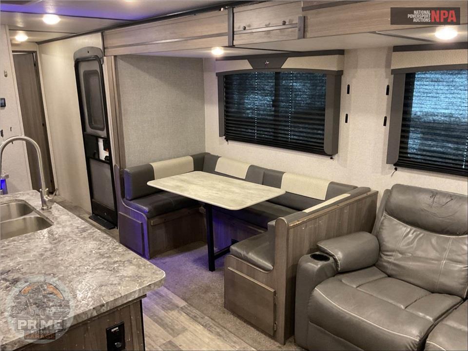 2021 Crossroads Rv M-34 RE - TEXAN SERIES — фото 8