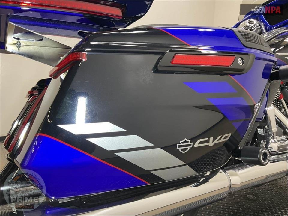 2025 Harley-Davidson FLHXSE CVO STREET GLIDE — фото 16
