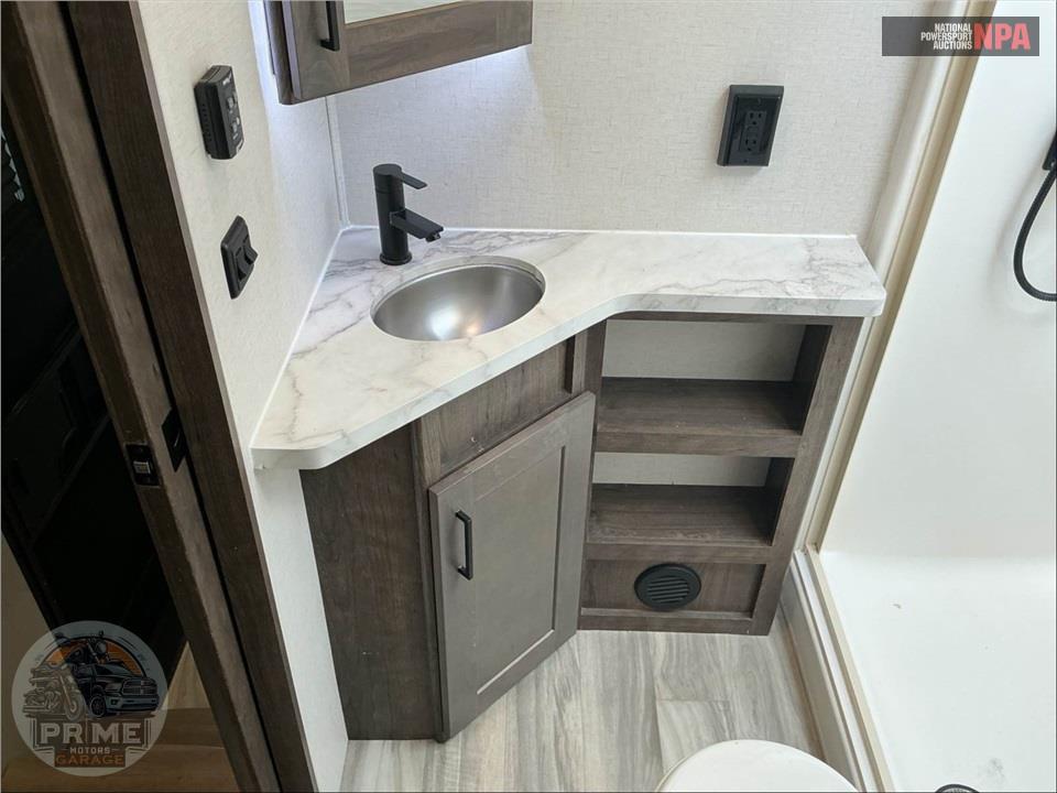 2023 Alliance Rv M-36V11 - VALOR FIFTH WHEEL SERIES — фото 15