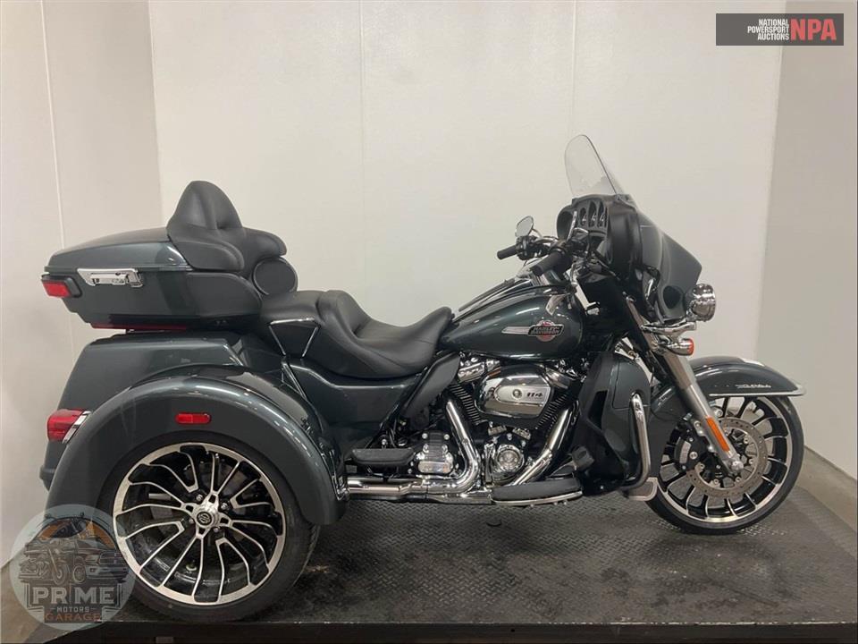2025 Harley-Davidson FLHTCUTG TRI GLIDE ULTRA CLASSIC — фото 1